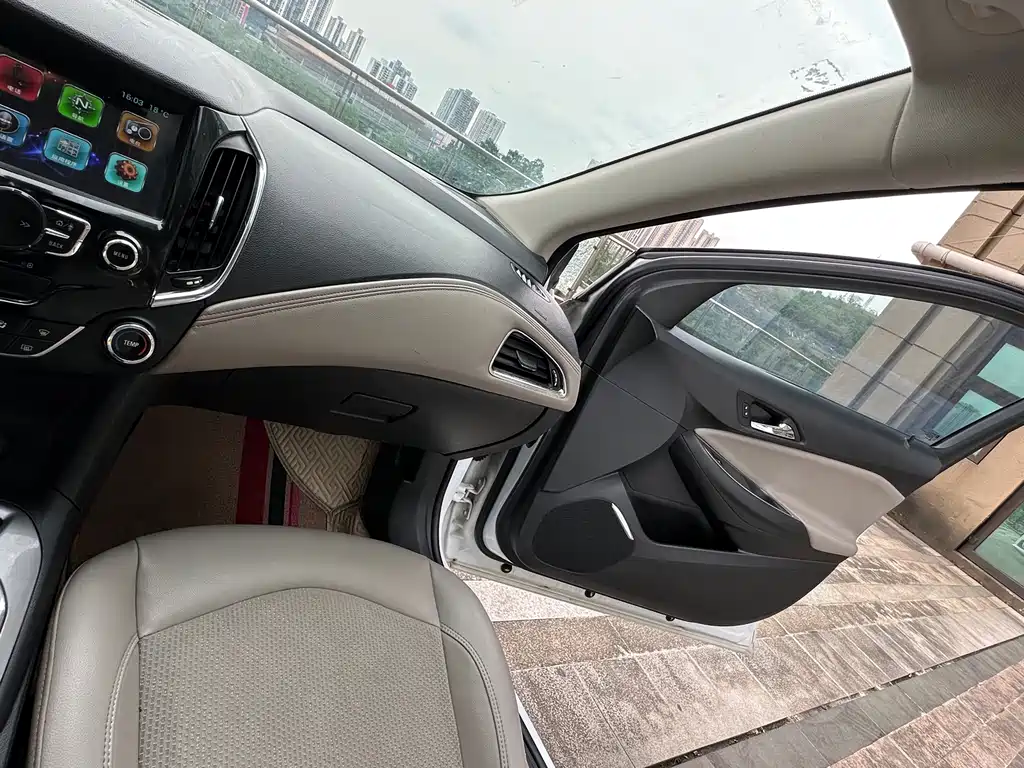 Chevrolet Cruze 2015 — фото 19