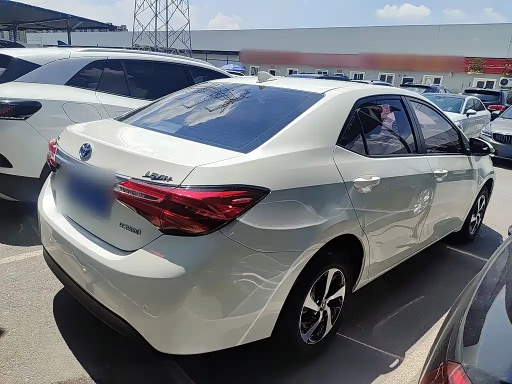 Toyota Levin 2017 — фото 9