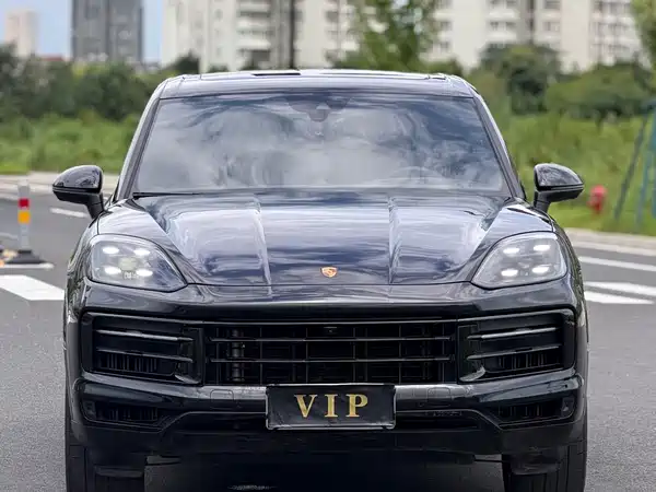 Porsche Cayenne 2024