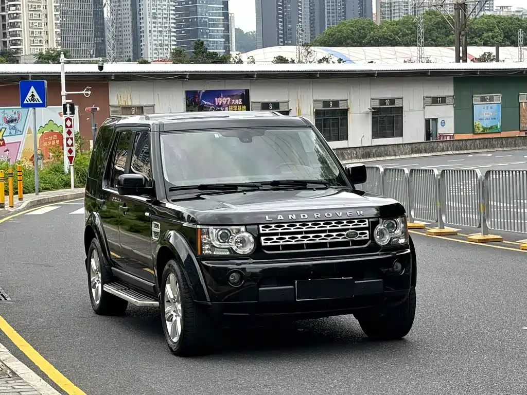 Land Rover Discovery 2013 — фото 20
