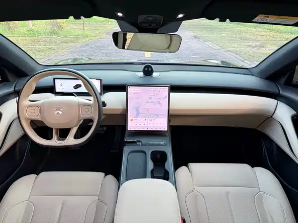 NIO ET5T 2024