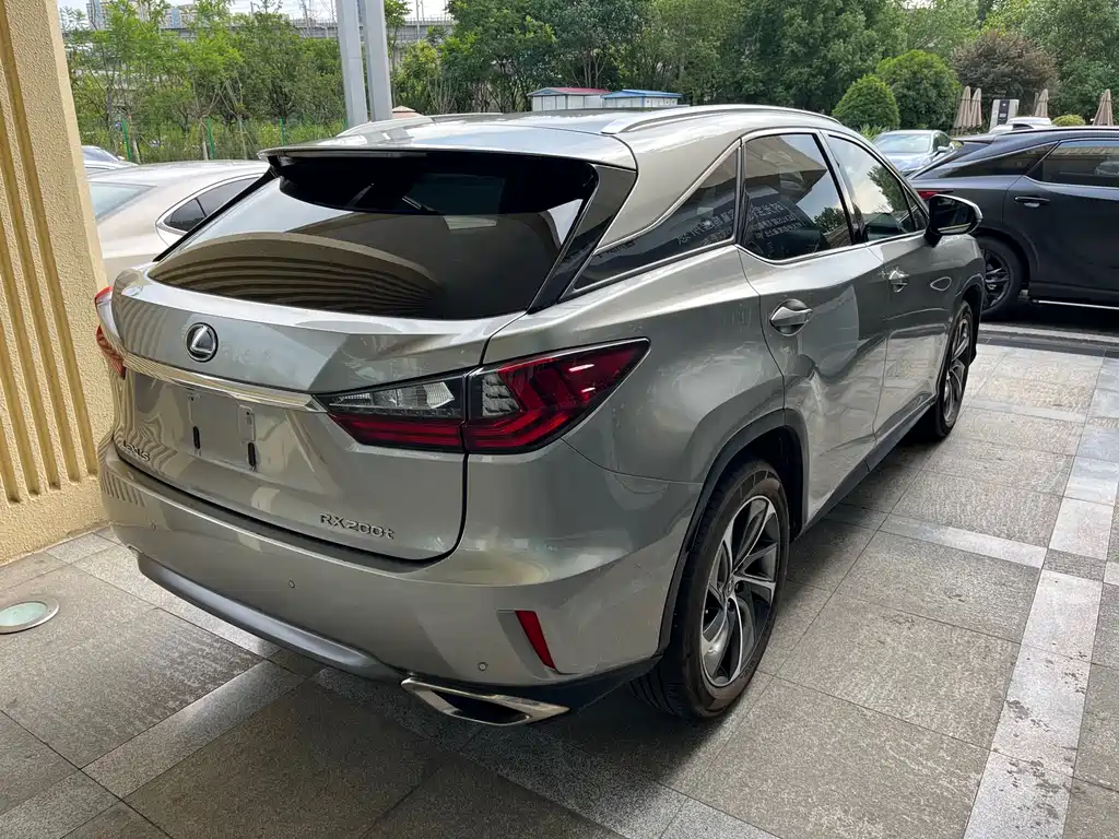 Lexus RX 2017 — фото 6