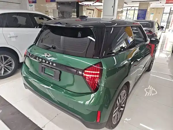 MINI Cooper 2024