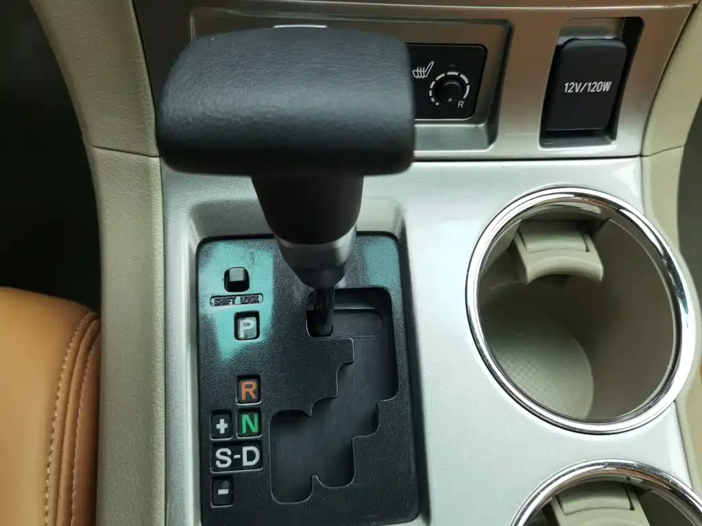 Toyota Highlander 2014 — фото 13