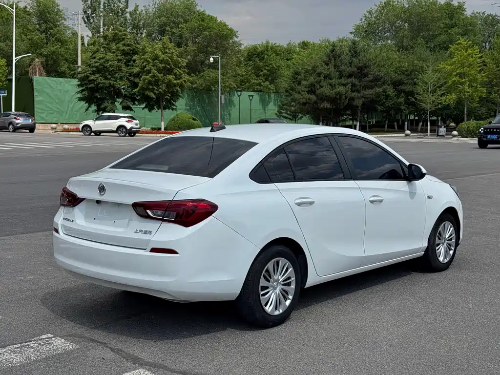 Buick Excelle 2021 — фото 12