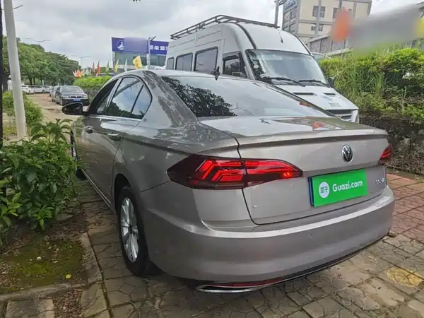 Volkswagen Bora 2021
