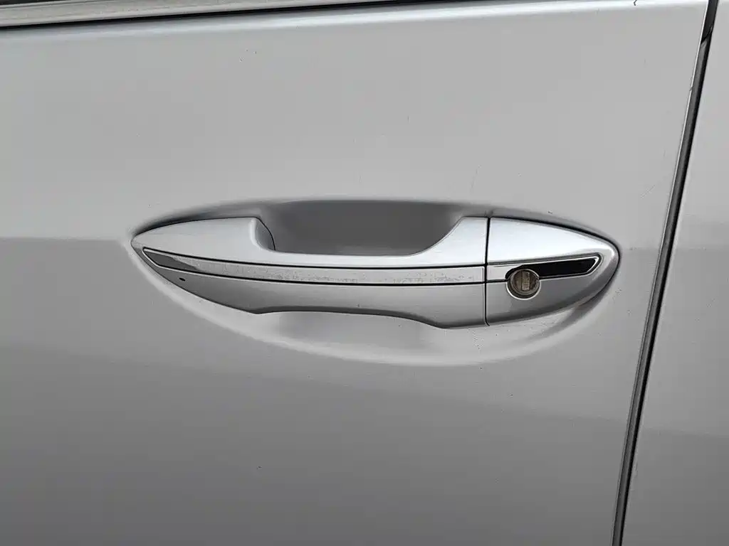 Toyota Corolla 2015 — фото 18