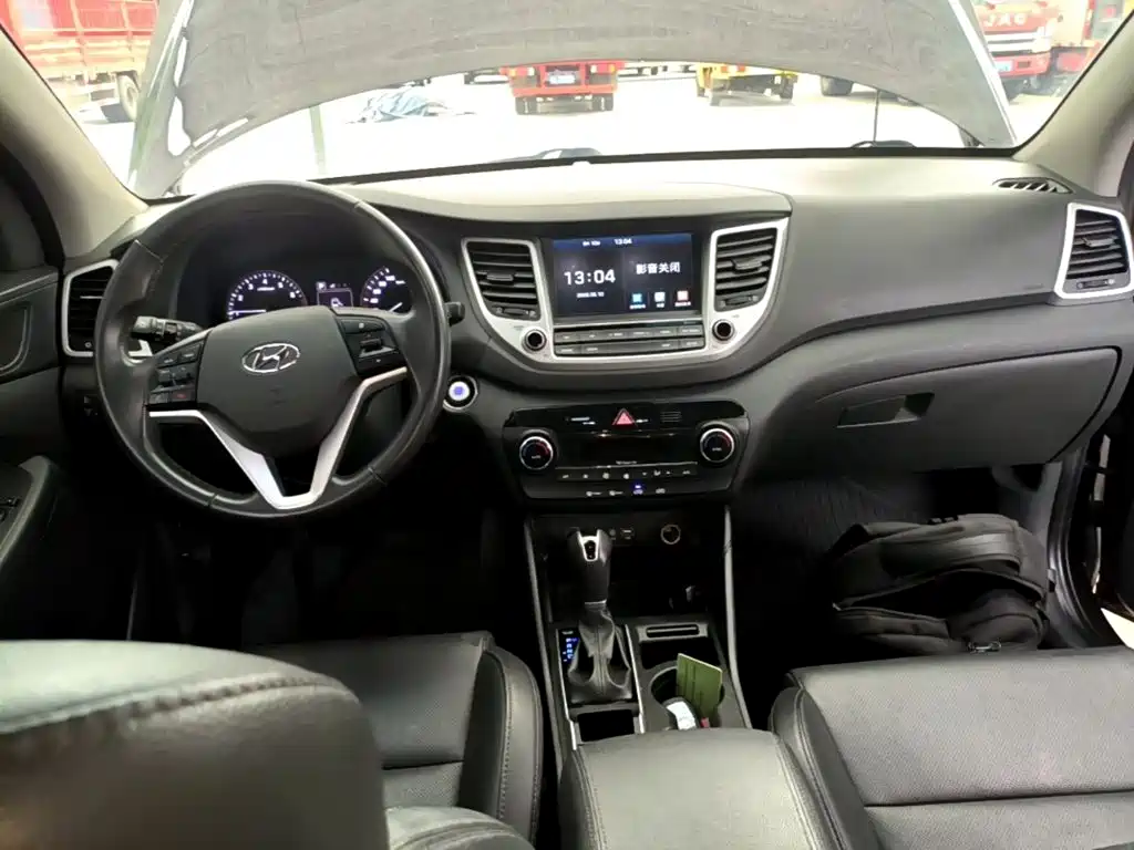 Hyundai Tucson 2018 — фото 10
