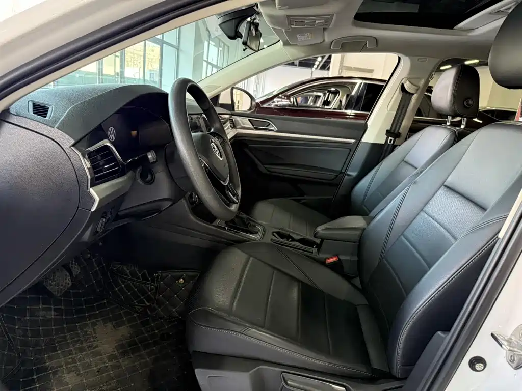 Volkswagen Lavida 2022
