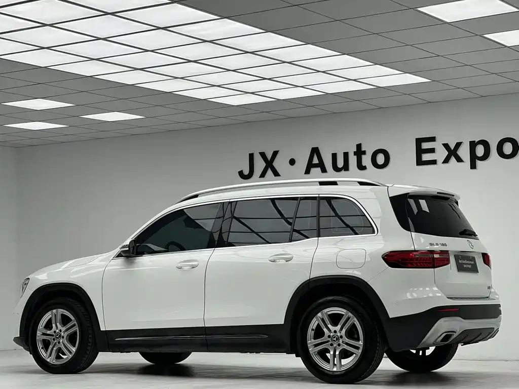 Mercedes-Benz GLB 2021