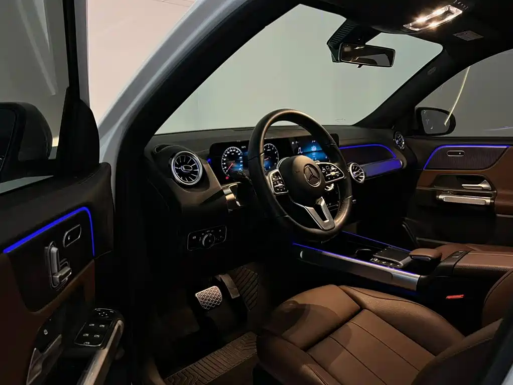 Mercedes-Benz GLB 2021 — фото 21