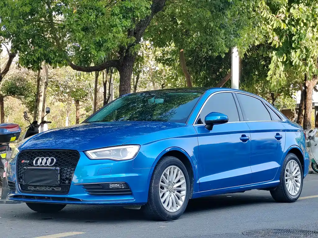 Audi A3 2017 — фото 1