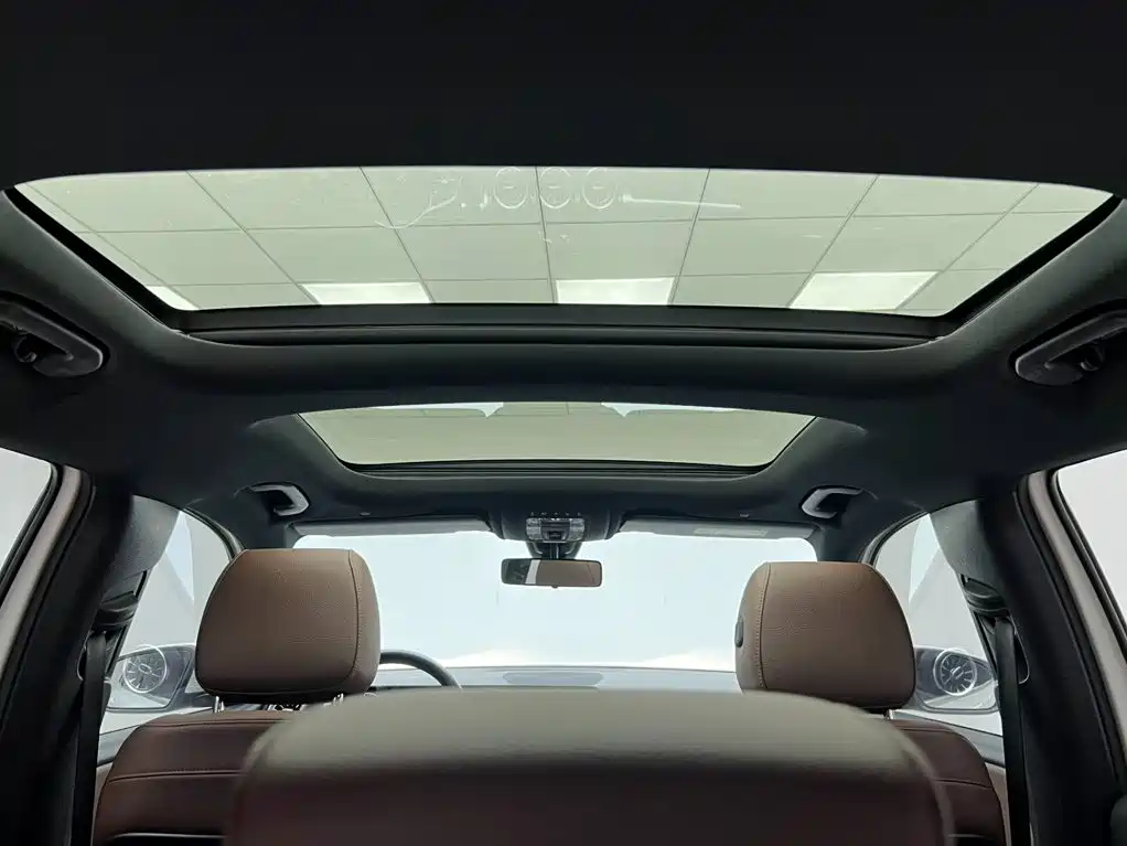 Mercedes-Benz GLB 2021 — фото 13