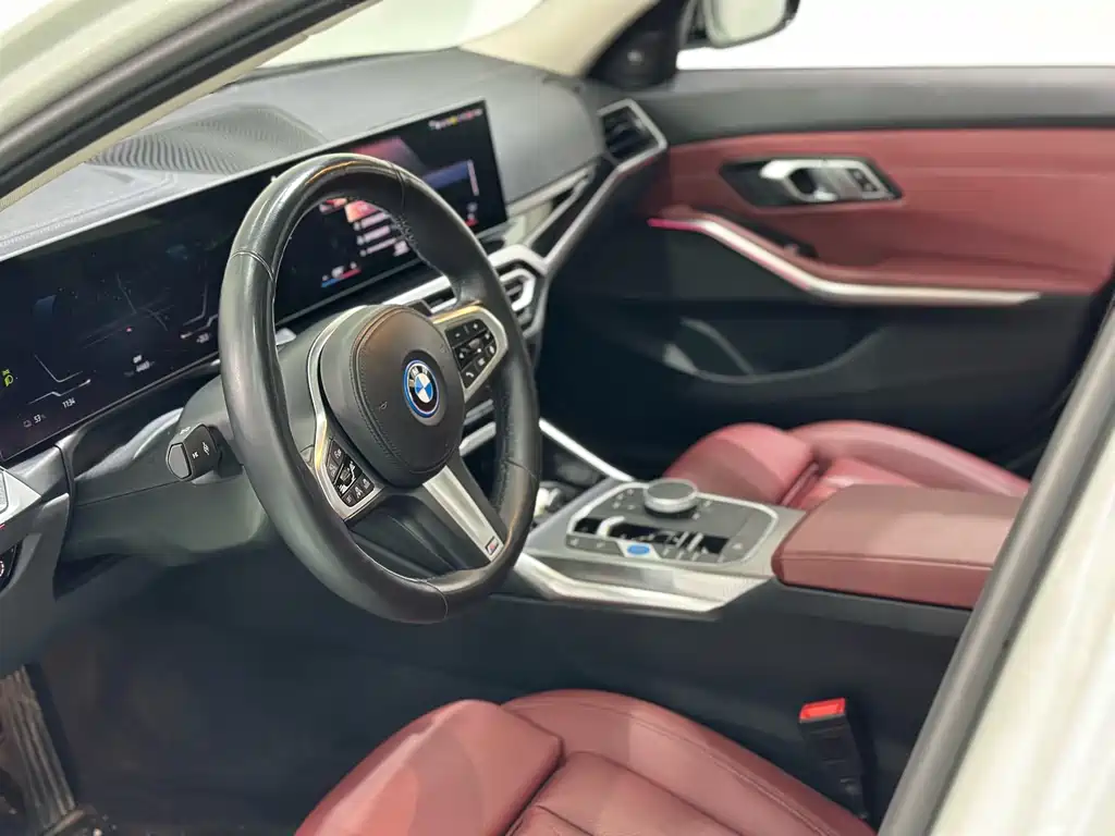 BMW i3 2023 — фото 12