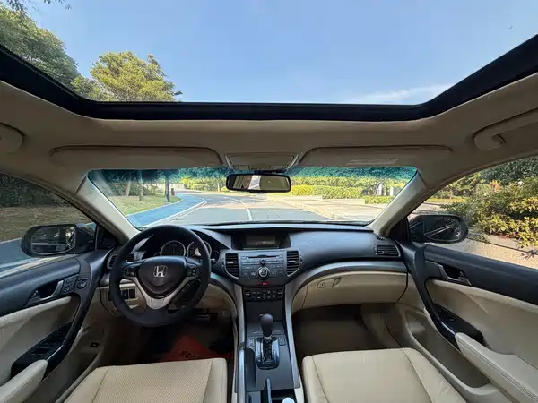 Honda Spirior 2013