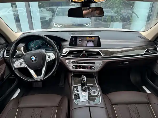 BMW 7 Series 2018