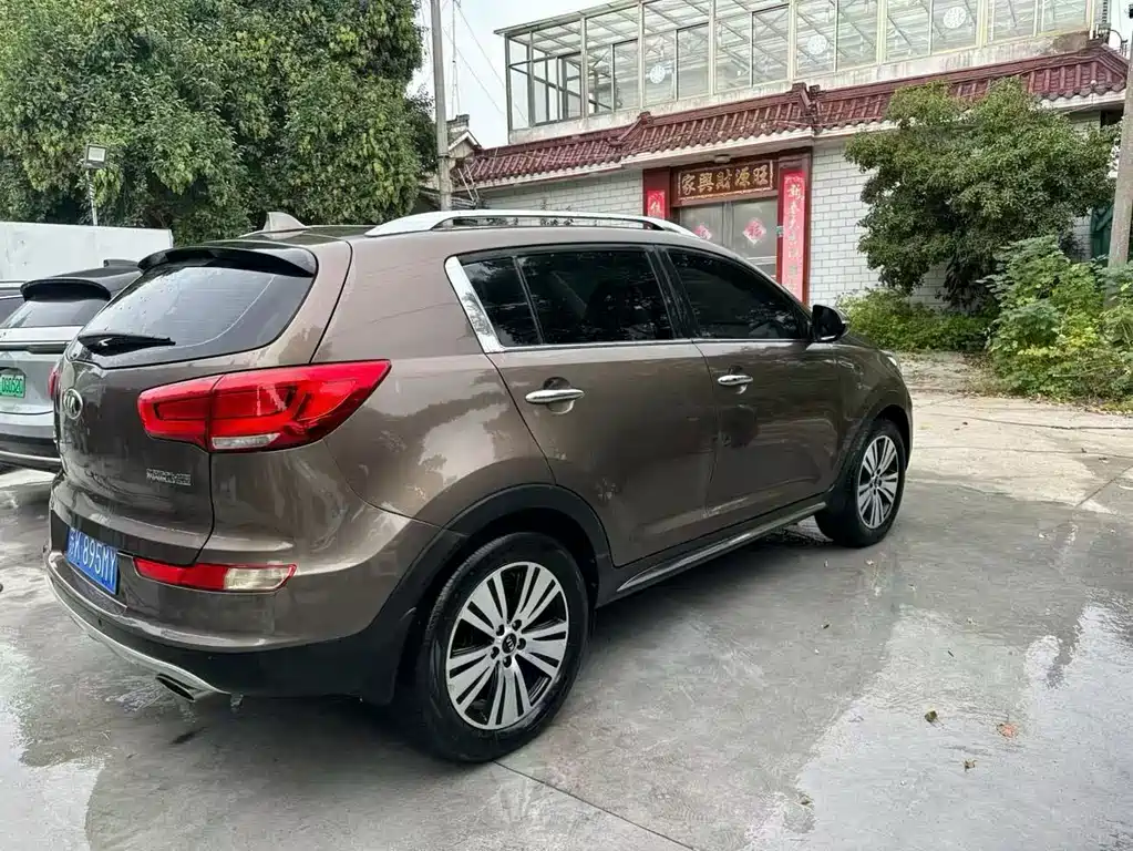 Kia Sportage 2016 — фото 12