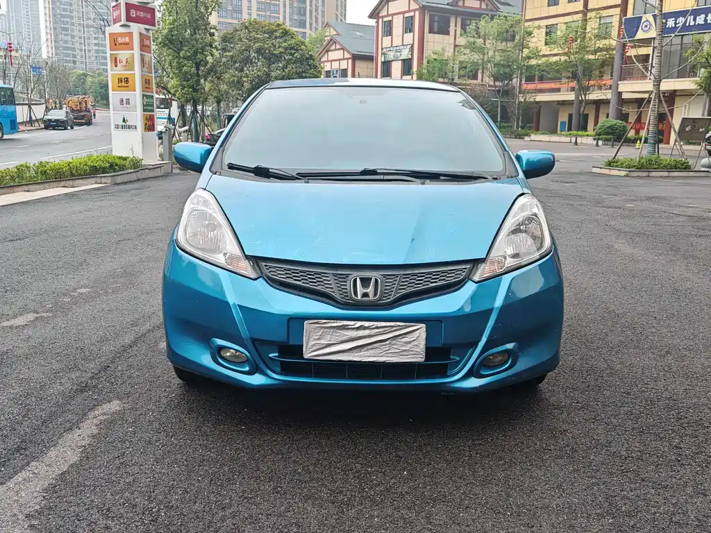 Honda Fit 2011 — фото 2
