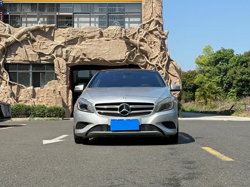 Mercedes-Benz A-Class 2013 — фото 4