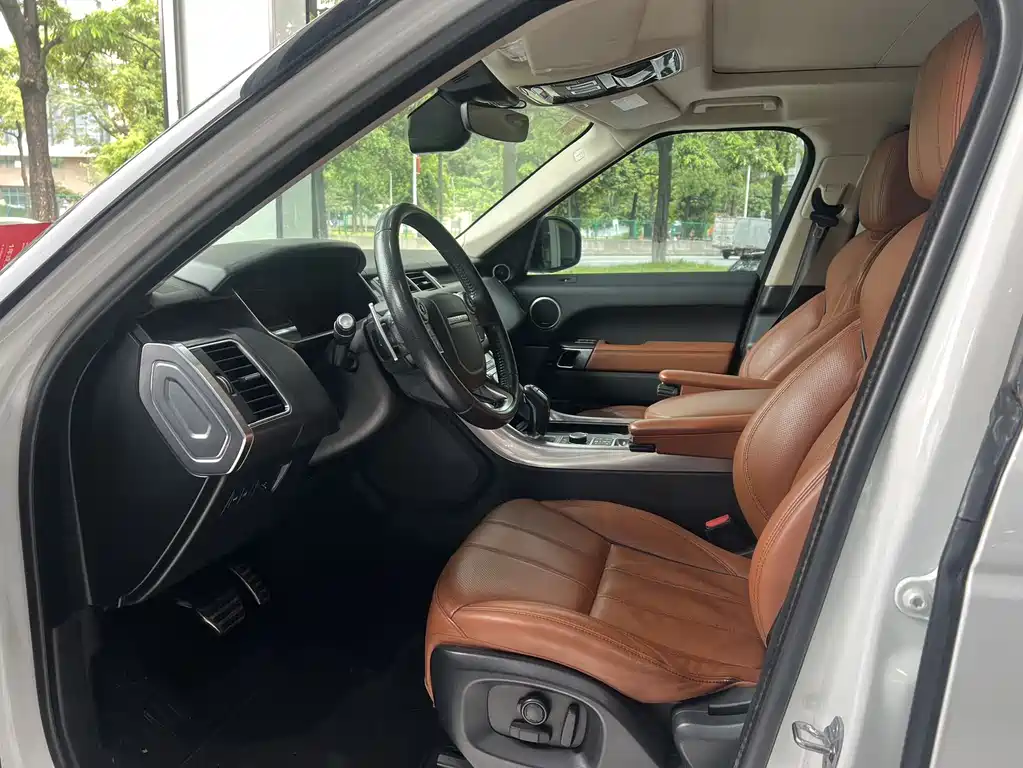 Land Rover Range Rover Sport 2017 — фото 10