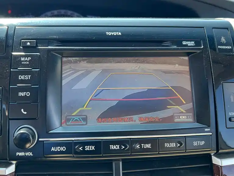 Toyota Previa 2016 — фото 19