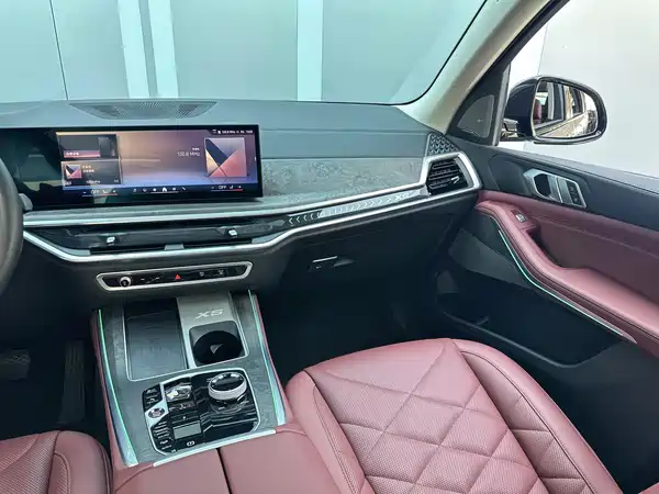 BMW X5 2025