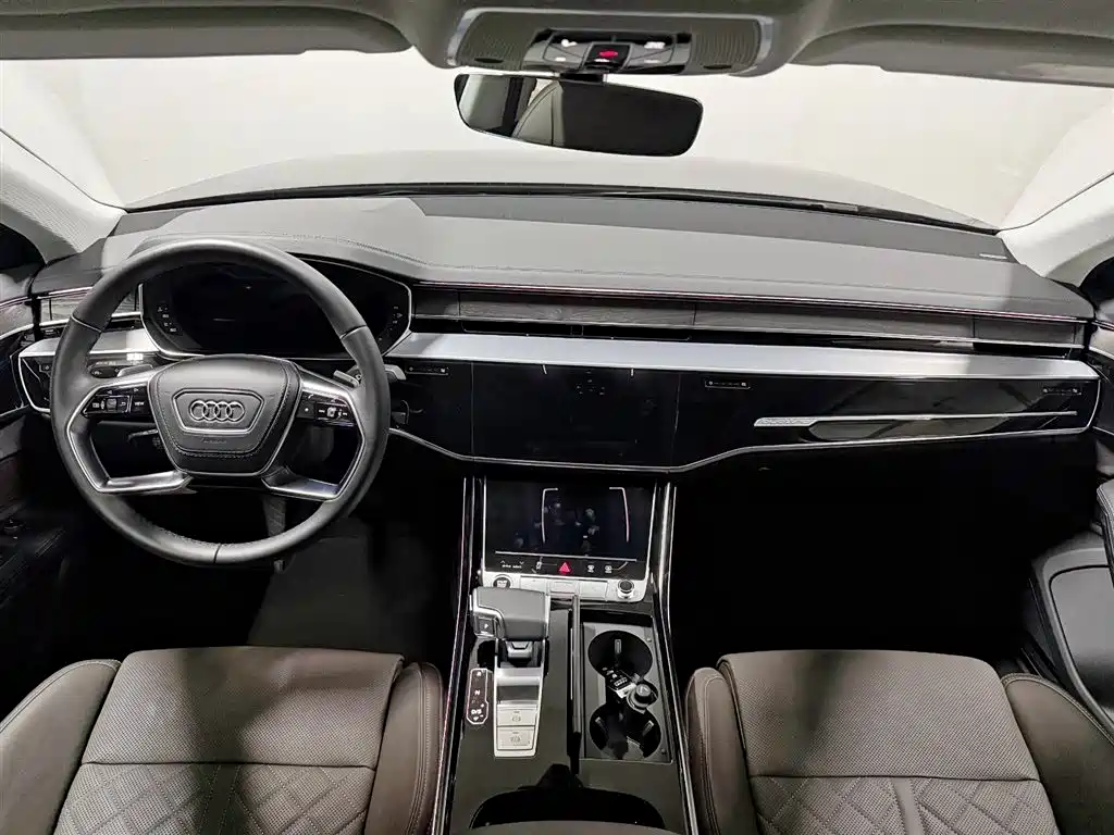 Audi A8 2025 — фото 10