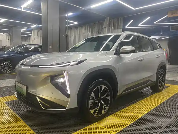 Geely Galaxy L7 2025
