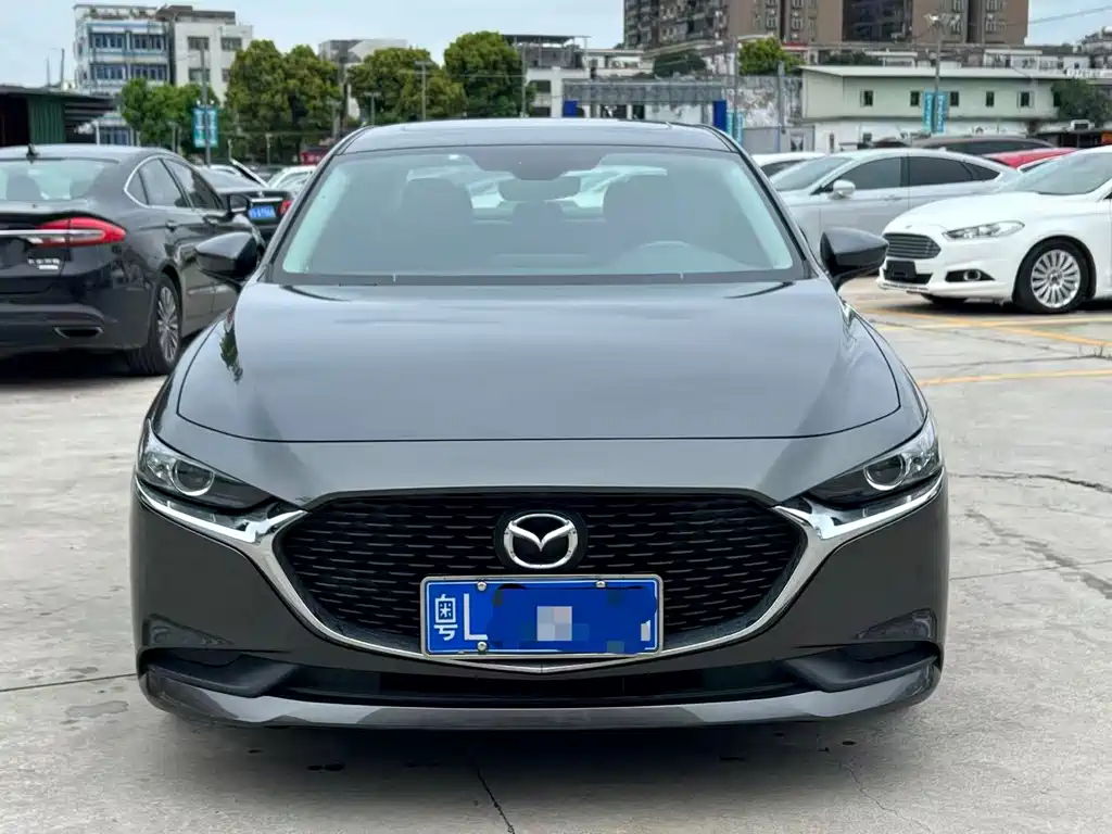 Mazda 3 Axela 2021 — фото 2
