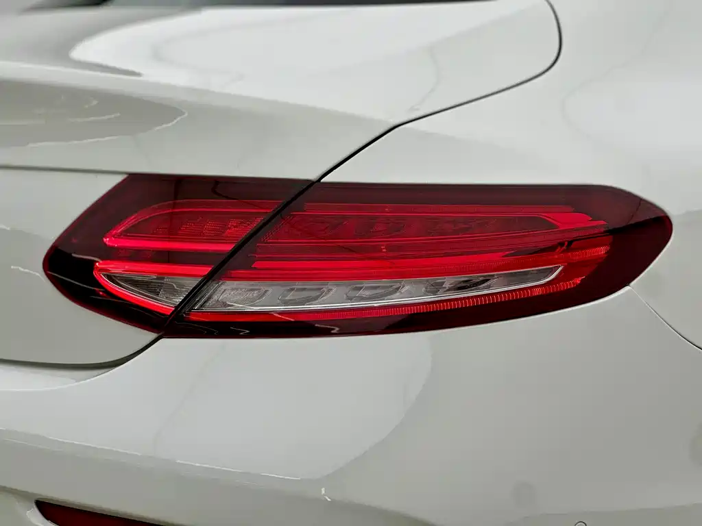 Mercedes-Benz C-Class 2017 — фото 13
