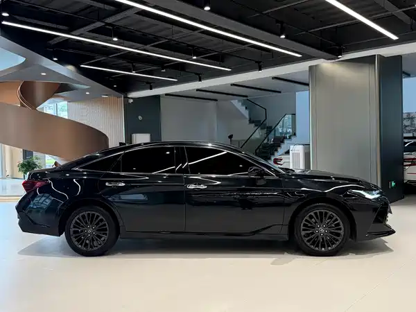 Toyota Avalon 2022