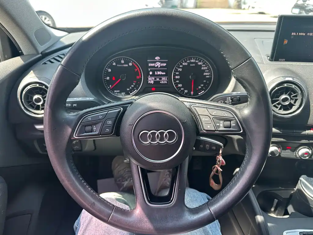 Audi A3 2018 — фото 17