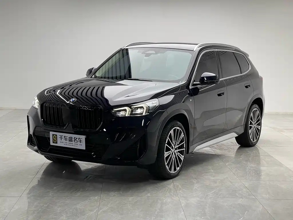 BMW X1 2024 — фото 1