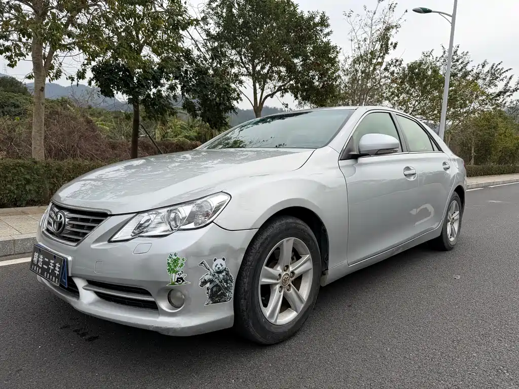 Toyota Reiz 2012
