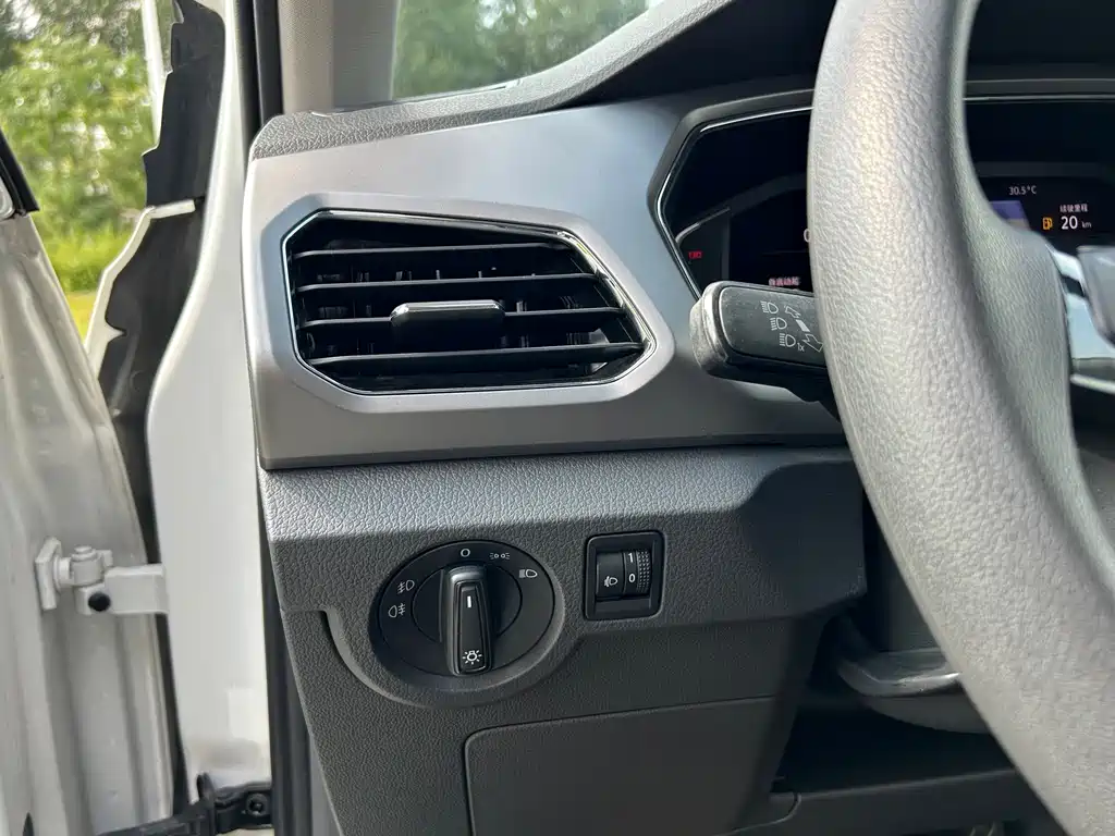 Volkswagen T-Cross 2022 — фото 25
