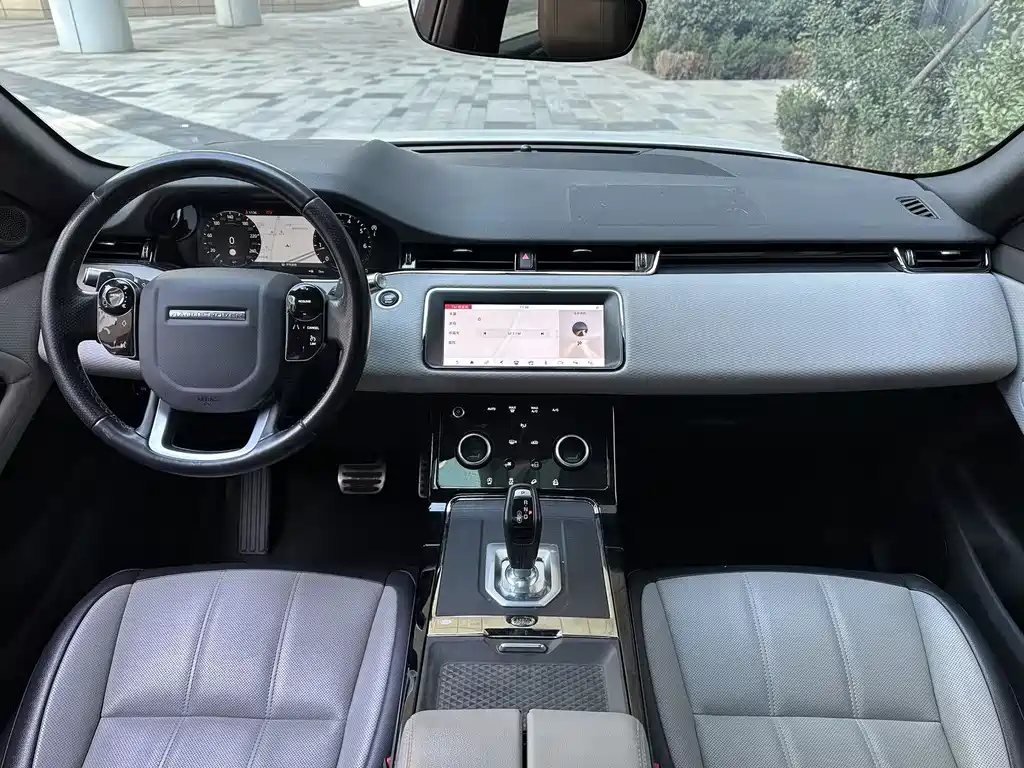 Land Rover Evoque 2020 — фото 9