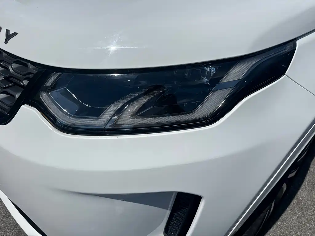 Land Rover Discovery Sport 2021 — фото 10