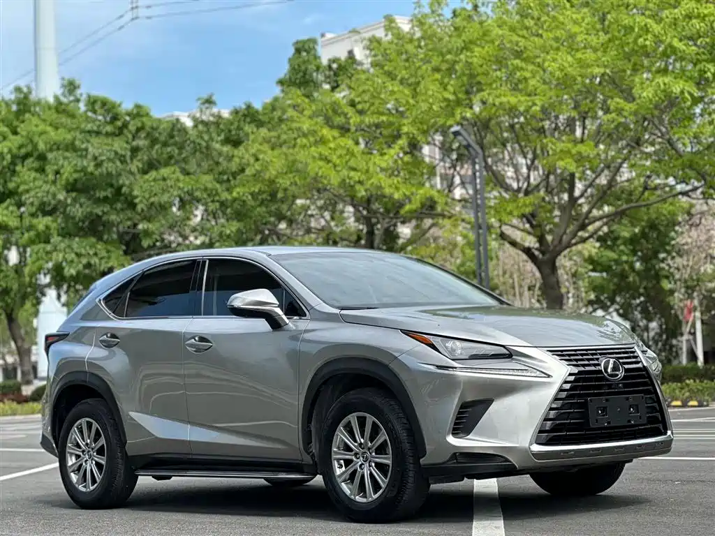 Lexus NX 2018 — фото 3