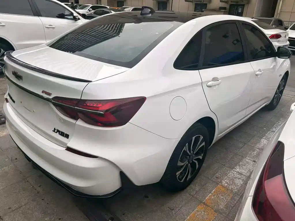 Chevrolet Monza 2019 — фото 12