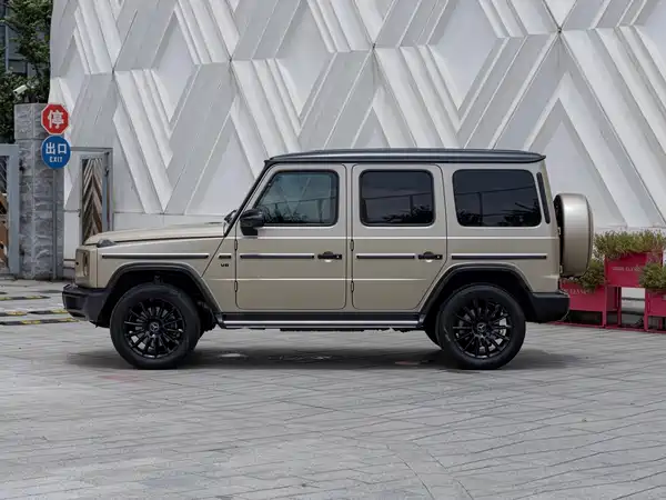 Mercedes-Benz G-Class 2023