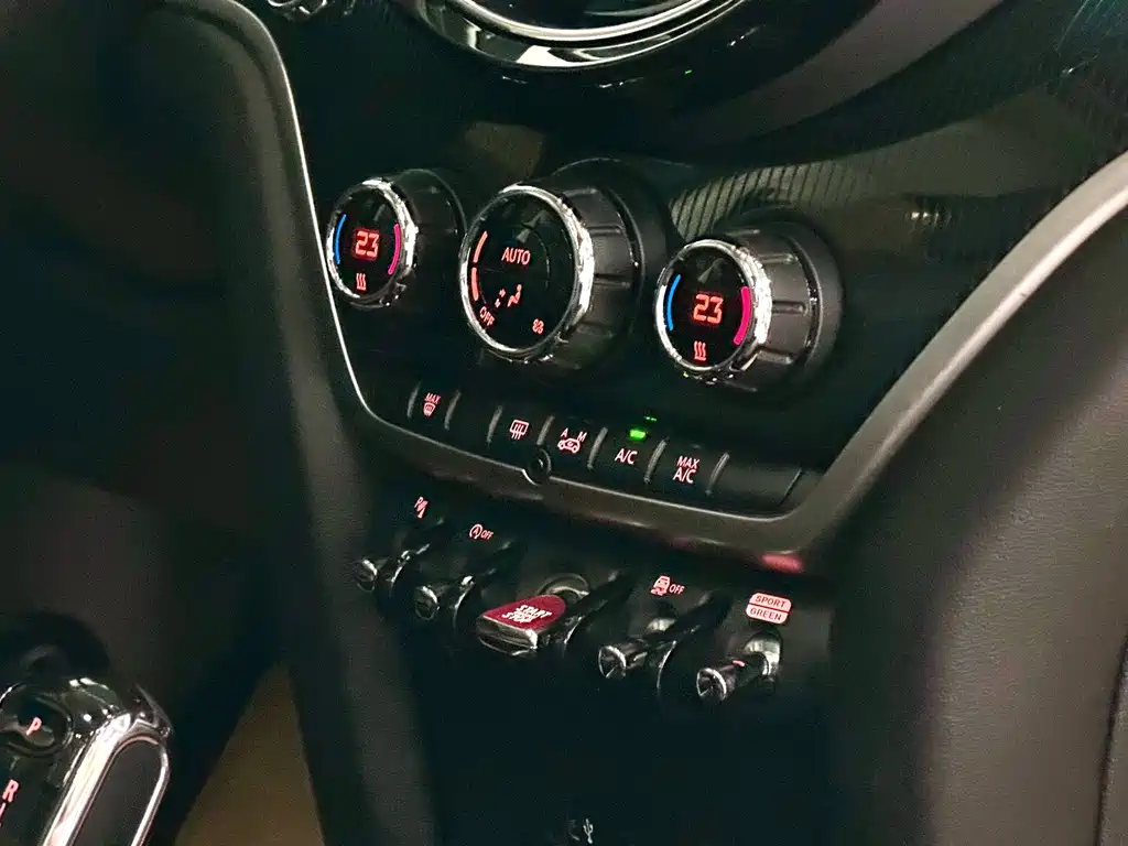 MINI Countryman 2021 — фото 20
