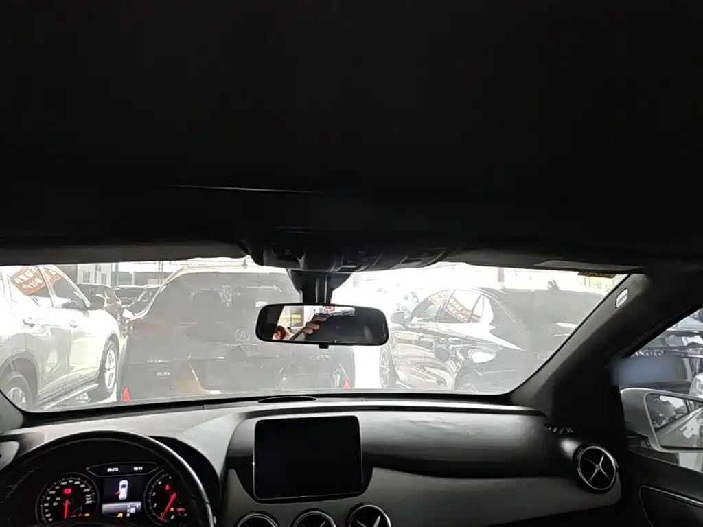 Mercedes-Benz B-Class 2018 — фото 18