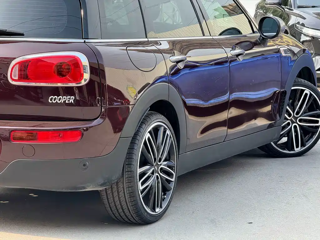 MINI Clubman 2017 — фото 8