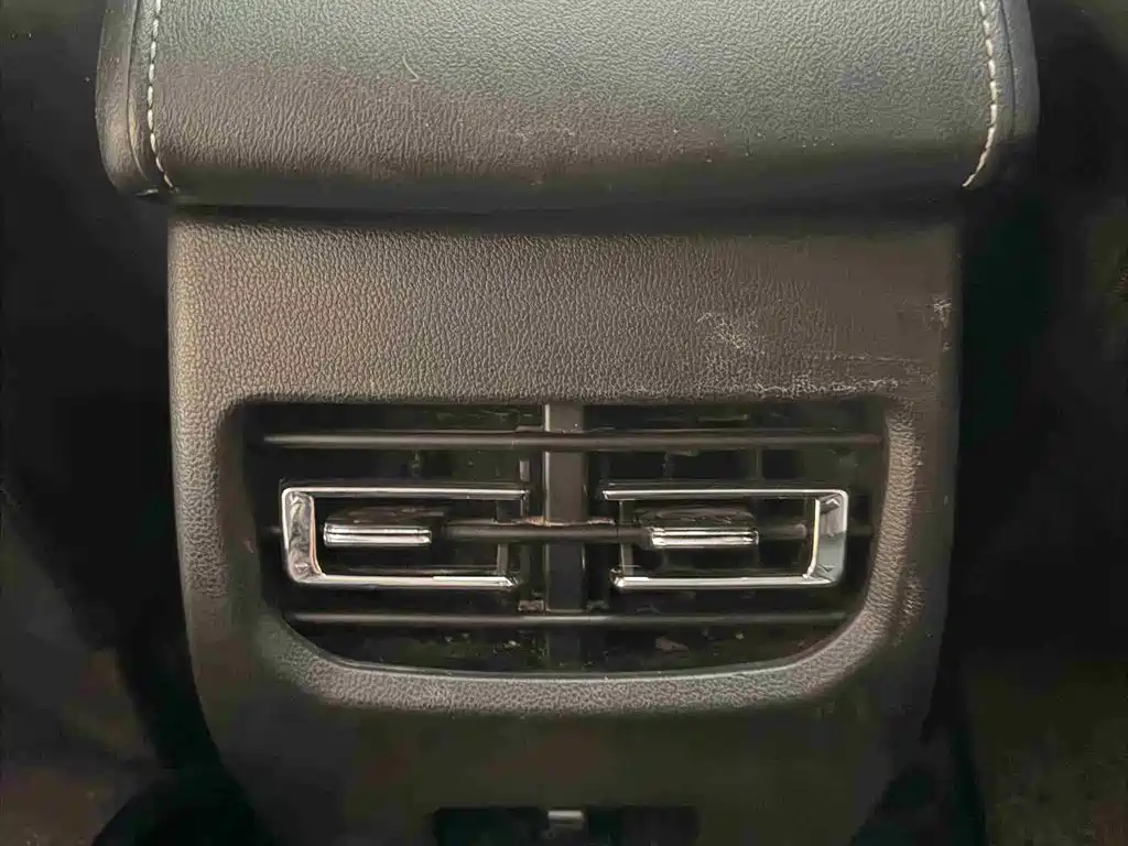 Haval M6 2023 — фото 15