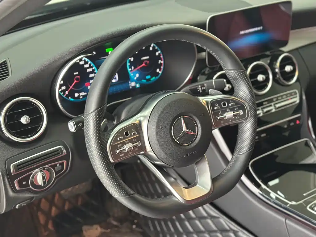 Mercedes-Benz C-Class 2020 — фото 6
