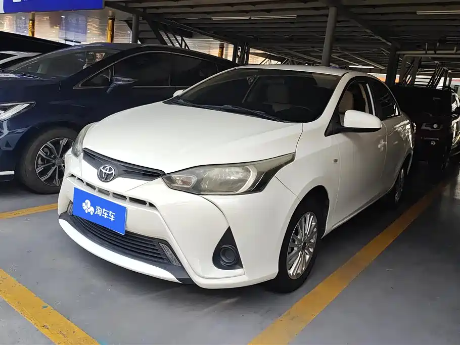 Toyota Yaris L 2017 — фото 1