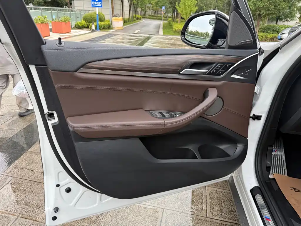 BMW X3 2021 — фото 17