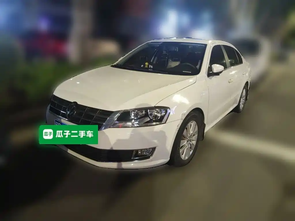 Volkswagen Lavida 2015