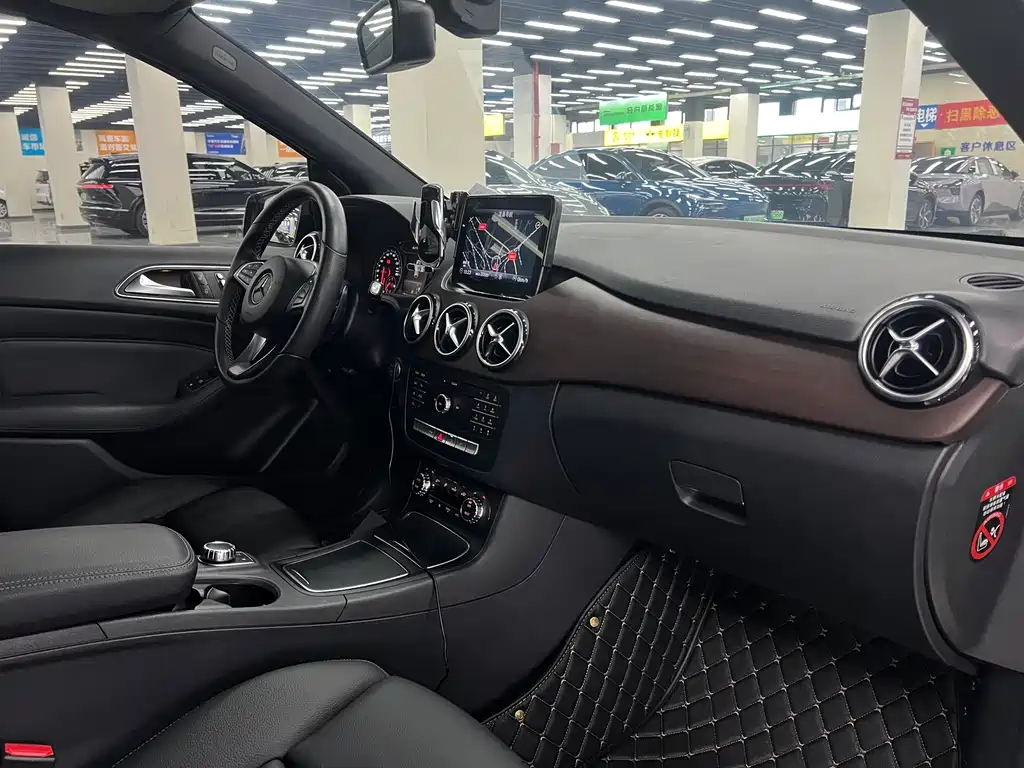 Mercedes-Benz B-Class 2018