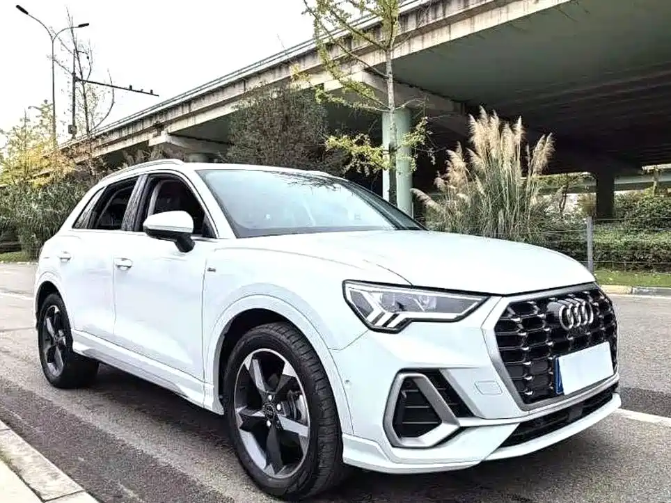 Audi Q3 2023 — фото 4